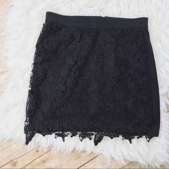 AEO Black Mini Skirt w Lace Overlay - Picture 1 of 5